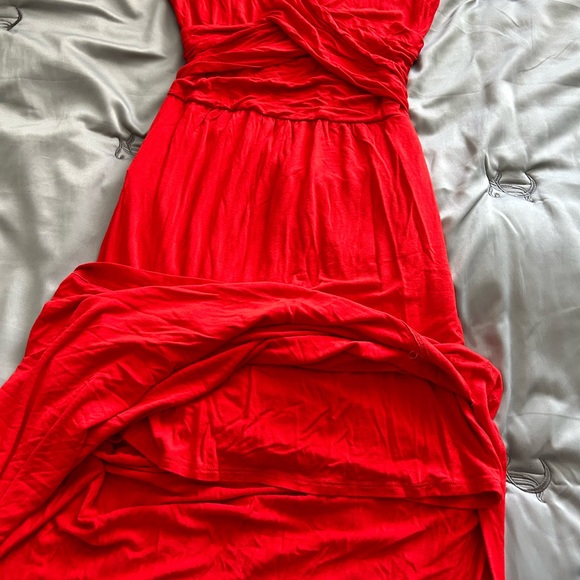 NWOT Bebe red open back dress criss cross S - Picture 4 of 6